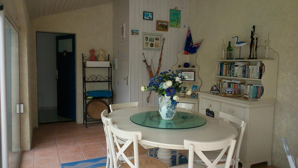 Chambre D'Hotes Armoise Lagord Δωμάτιο φωτογραφία